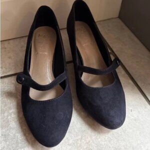 Elegant Black Suede Mary Jane Heels